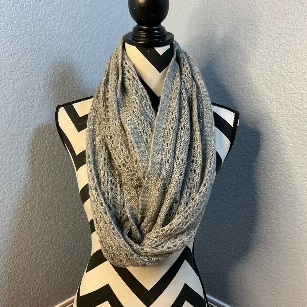 Women’s Gray Open Knit Infinity Scarf Lightweight Crochet Loop Boho